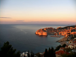 Staré město, přístav