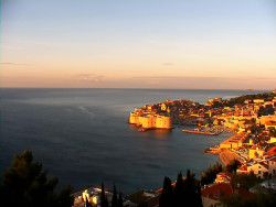 Staré město, přístav