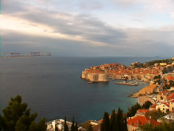 Staré město, přístav