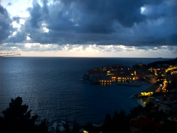 Staré město, přístav