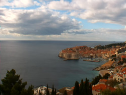 Staré město, přístav