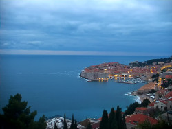 Staré město, přístav