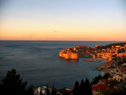 Staré město, přístav