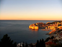 Staré město, přístav