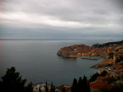 Staré město, přístav