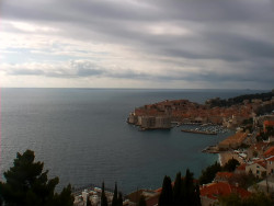 Staré město, přístav