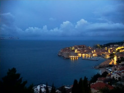 Staré město, přístav