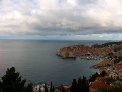 Staré město, přístav