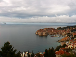 Staré město, přístav