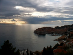 Staré město, přístav