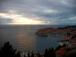 Staré město, přístav