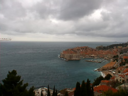 Staré město, přístav