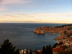 Staré město, přístav