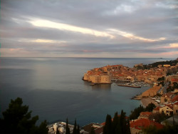 Staré město, přístav