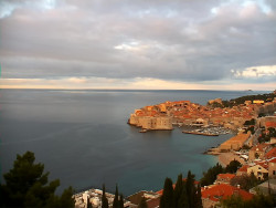 Staré město, přístav