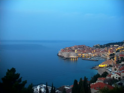 Staré město, přístav