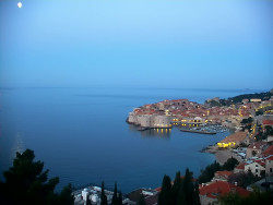 Staré město, přístav