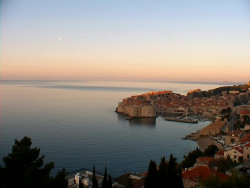 Staré město, přístav