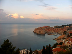 Staré město, přístav