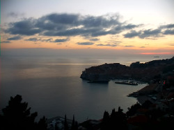 Staré město, přístav