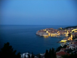 Staré město, přístav