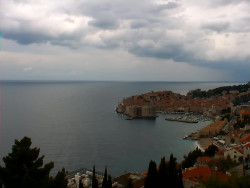 Staré město, přístav