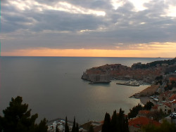 Staré město, přístav