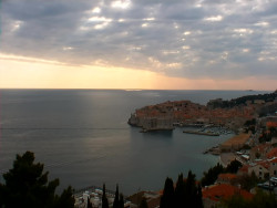 Staré město, přístav