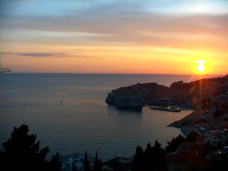 Staré město, přístav