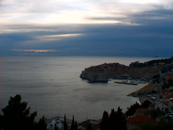 Staré město, přístav