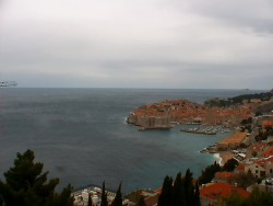 Staré město, přístav