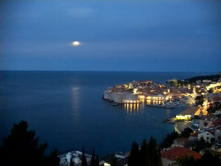 Staré město, přístav