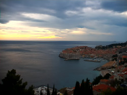 Staré město, přístav