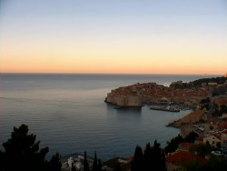 Staré město, přístav