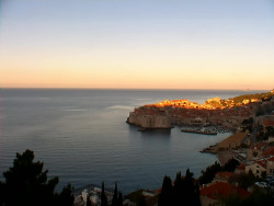 Staré město, přístav