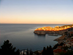 Staré město, přístav