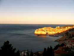 Staré město, přístav