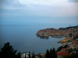 Staré město, přístav