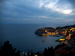 Staré město, přístav