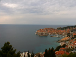 Staré město, přístav