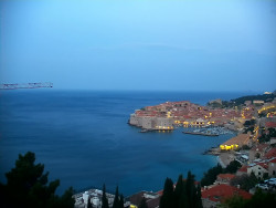 Staré město, přístav