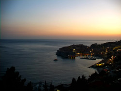 Staré město, přístav