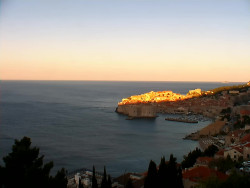 Staré město, přístav