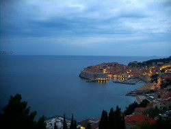 Staré město, přístav