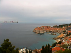 Staré město, přístav