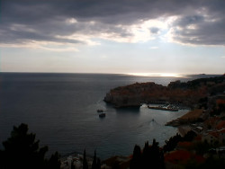 Staré město, přístav