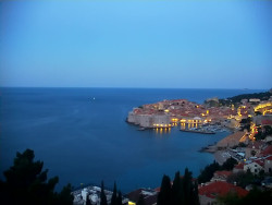 Staré město, přístav