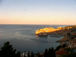 Staré město, přístav