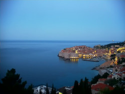 Staré město, přístav