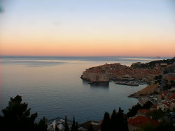 Staré město, přístav